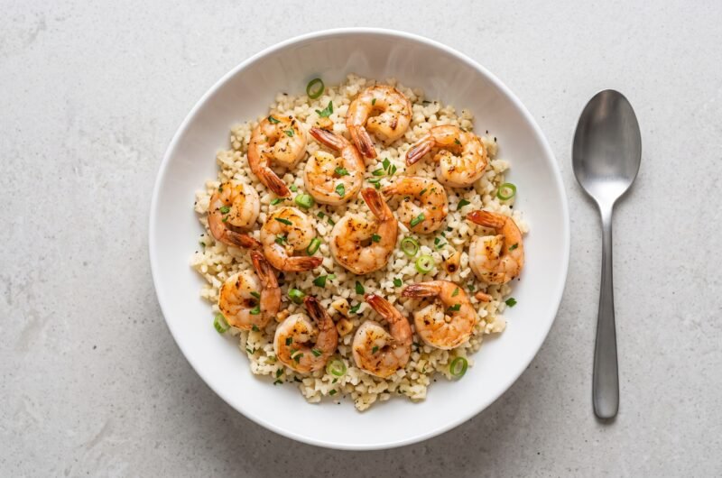 Risoto fit de arroz couve-flor com camarão